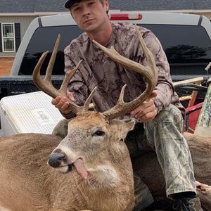 Meet your Posher, Grayson